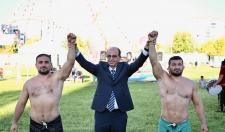 Pehlivanların Er Meydanındaki Mücadelesi Büyük İlgi Gördü